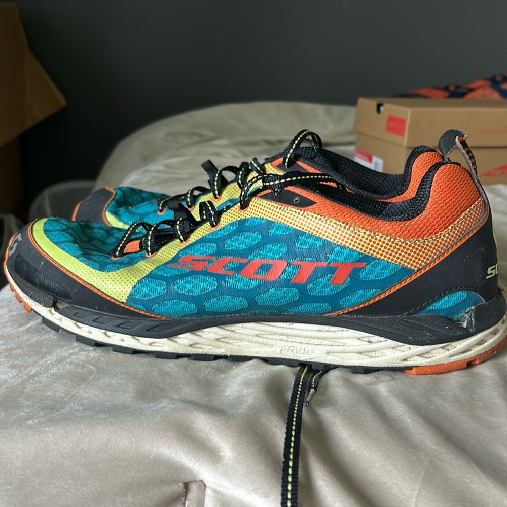 SCOTT Trail Running shoes size 13 in used condition